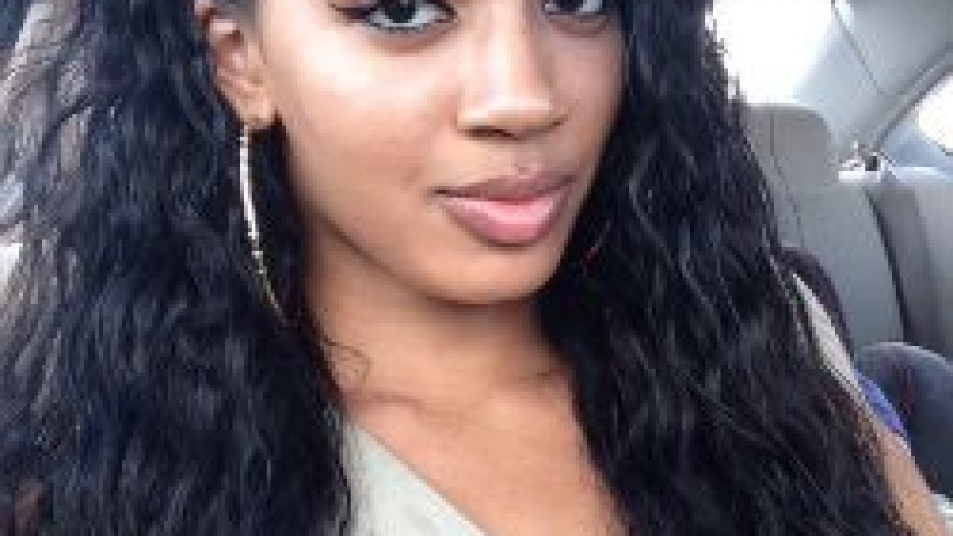 Muslimah Wavy Wife & Mommy, Naeemah