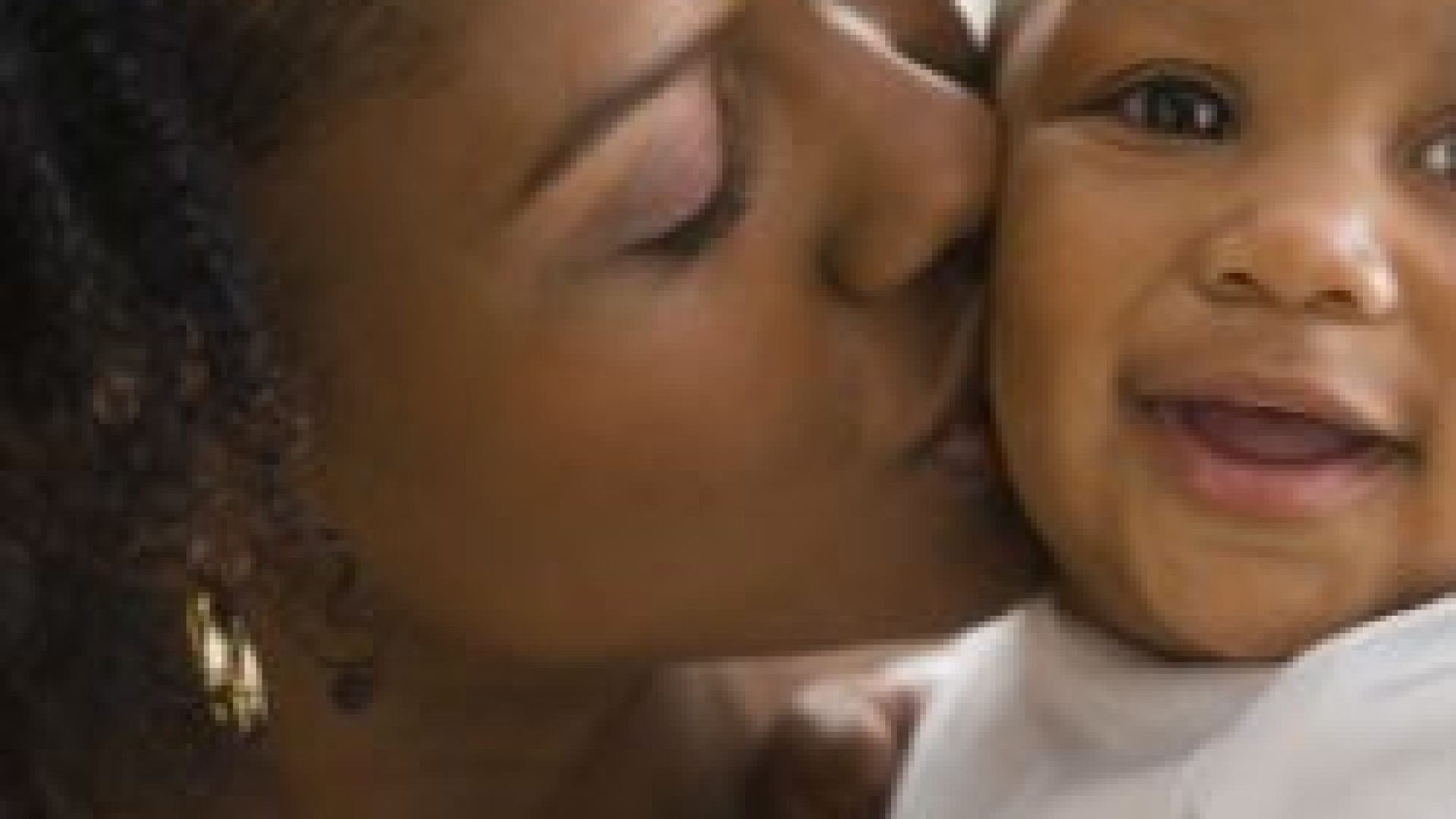 5 Tips For New Mothers With Natural Hair