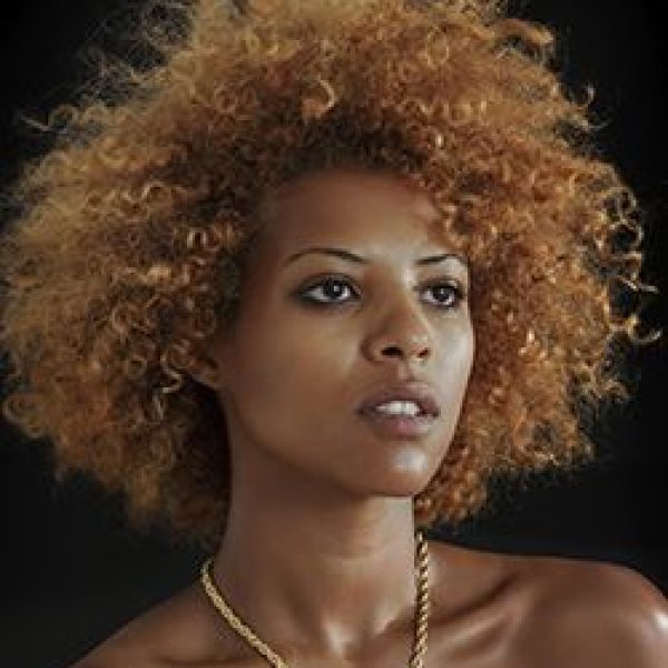 How to Keep Your Hair Moisturized Once It’s Dry