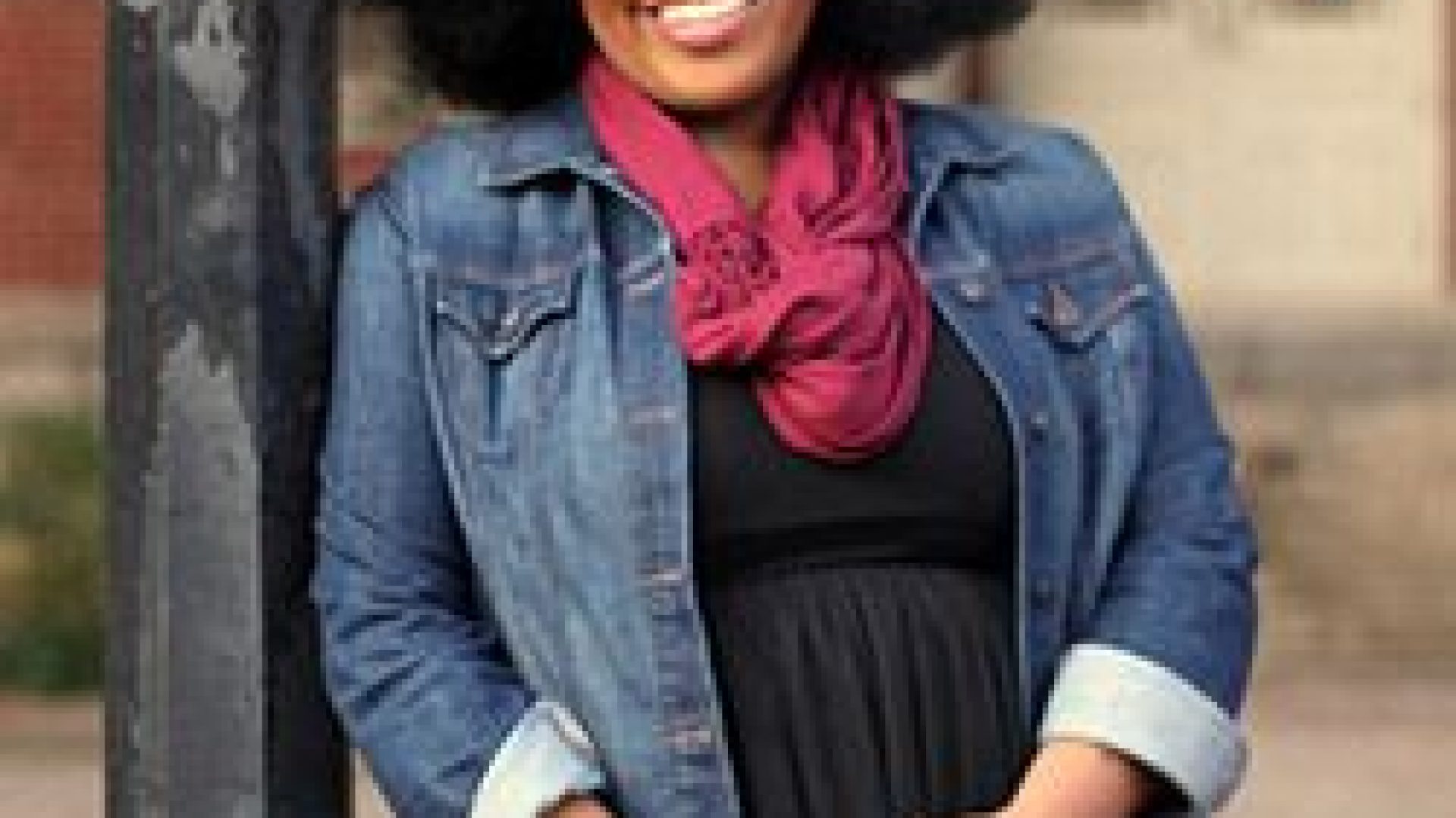 We Have a Hair Crush on Girl on the Go with a Fro