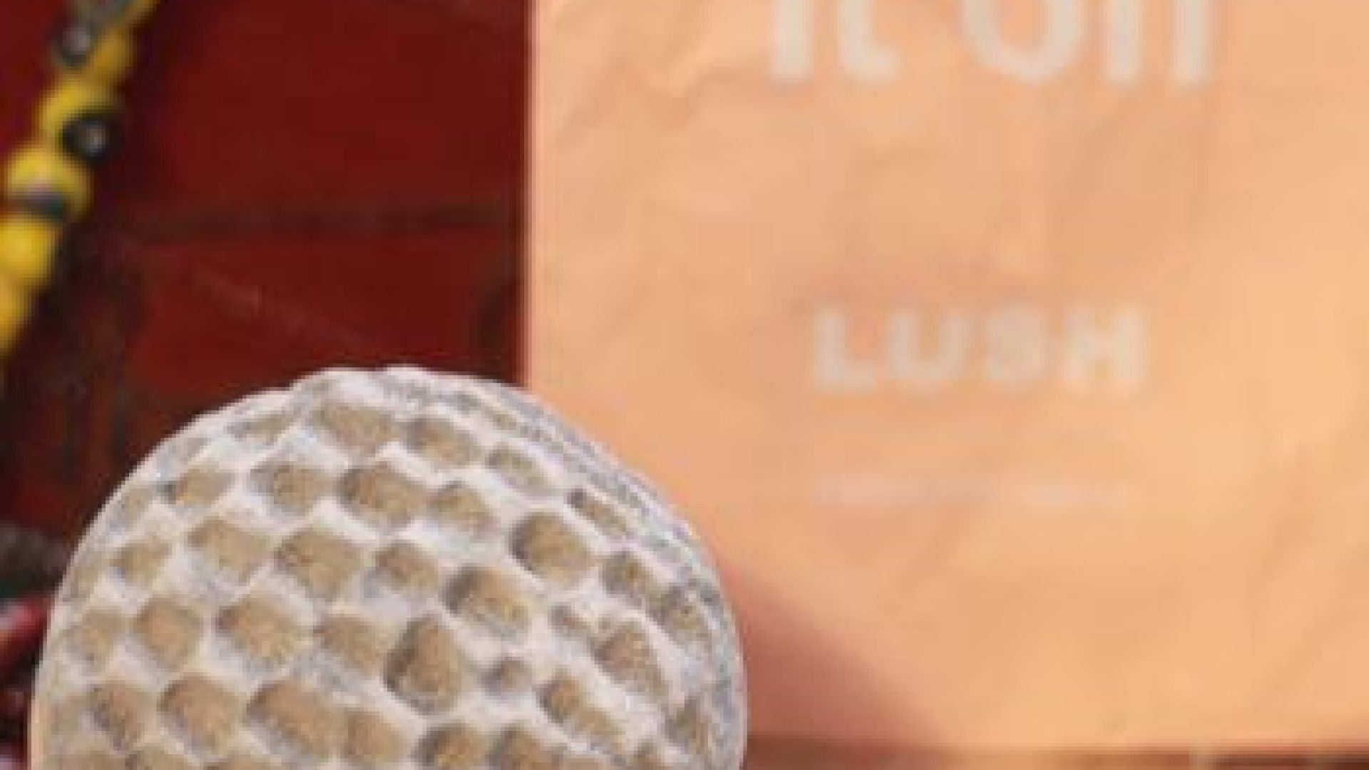 April Reviews: Metamorphosis Bath Bomb